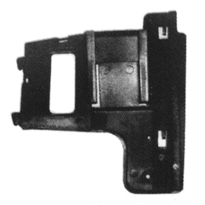 BMW 740i/750iL Front Passenger Side Bumper Insert Outer Cover Insert - BM1039101