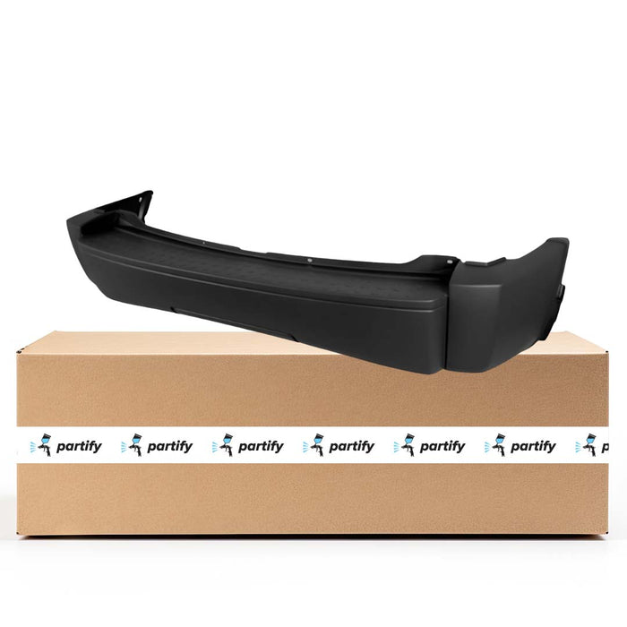 Parachoques trasero Dodge Nitro sin orificio para enganche de remolque ni orificios para sensores - CH1100881