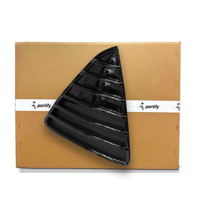 Ford Focus Lower OEM Grille Passenger Side Painted Black Se/Sel/Titanium Model Hb - BM5Z17E810EA