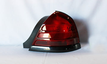 Mercury Marauder Passenger Side Tail Light Assembly Lens/Housing - FO2801181