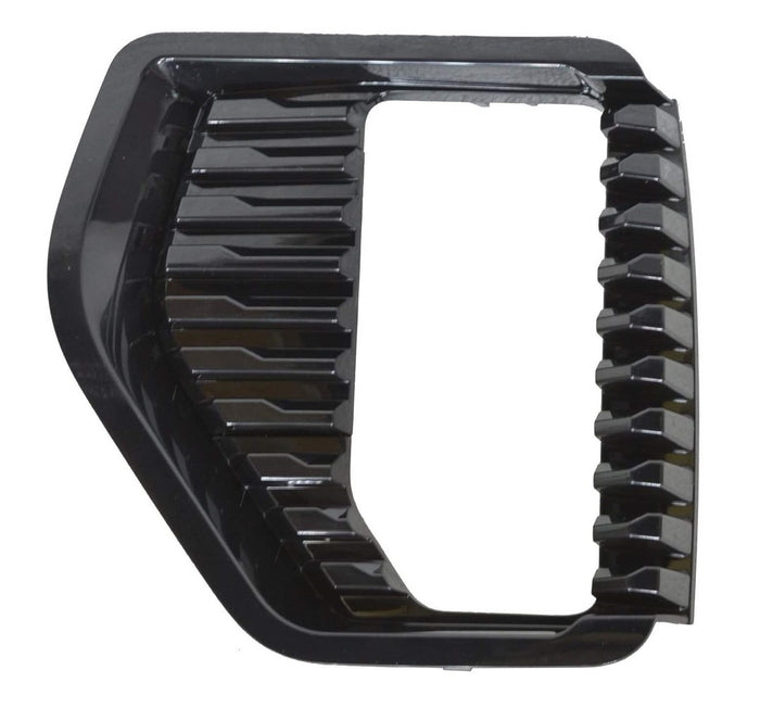 GMC Sierra 1500/1500 Limited Elevation/SLE Front Driver Side Bumper Insert Fog Lamp Bezel For Use W/Fog Lamps - GM1038242