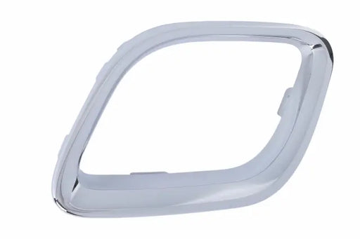 Buick Envision Grille Bezel Bumper Insert - GM1038332