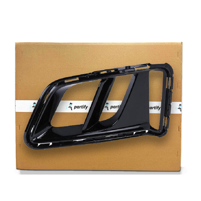 Chevrolet Camaro Grille Passenger Side Painted Black Zl1 Model - GM1039232