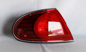 Buick LeSabre Driver Side Tail Light Assembly Quarter Panel Mounted - GM2800152