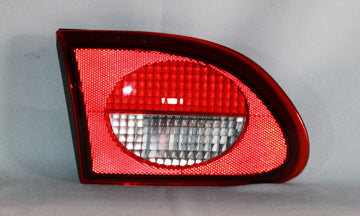 Chevrolet Cavalier Driver Side Back Up Light Assembly On Deck Lid - GM2882104