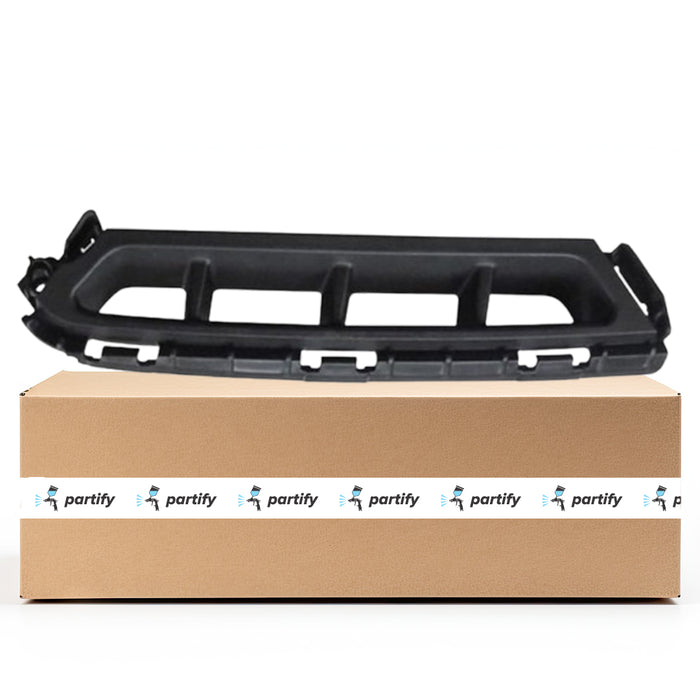Hyundai Elantra Sedan Grille Driver Side For USA Manufactured Models - HY1038142