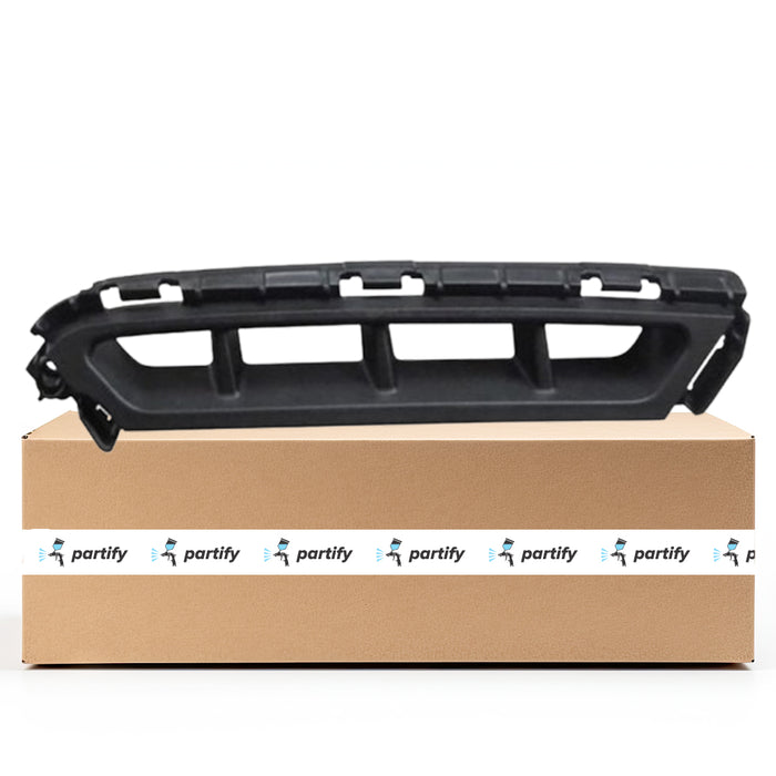 Hyundai Elantra Sedan Grille Passenger Side(Side Air Grille) For USA Manufactured Models - HY1039142