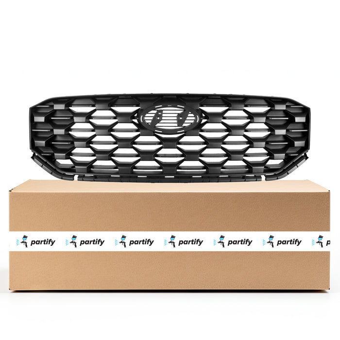 Hyundai Santa Fe Essential/SE/Urban/XRT Grille W/O Smart Cruise Control W/O Surround View Monitor Assembly - HY1200242