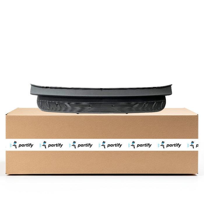 Parachoques trasero para Mercedes-Benz Sprinter 1500 W907 sin enganche de remolque, con sensores de estacionamiento y escalón trasero texturizado - MB1100469