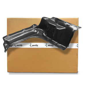 Protector inferior del lado del pasajero image