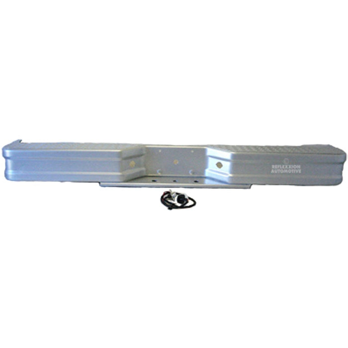 Ford E-150 Econoline/Econoline Club Wagon/E-250 Econoline/E-350 Econoline/E-350 Econoline Club Wagon/E-350 Super Duty Rear Bumper Assembly Diamondstep W/Brackets Painted Silver - UN1103129