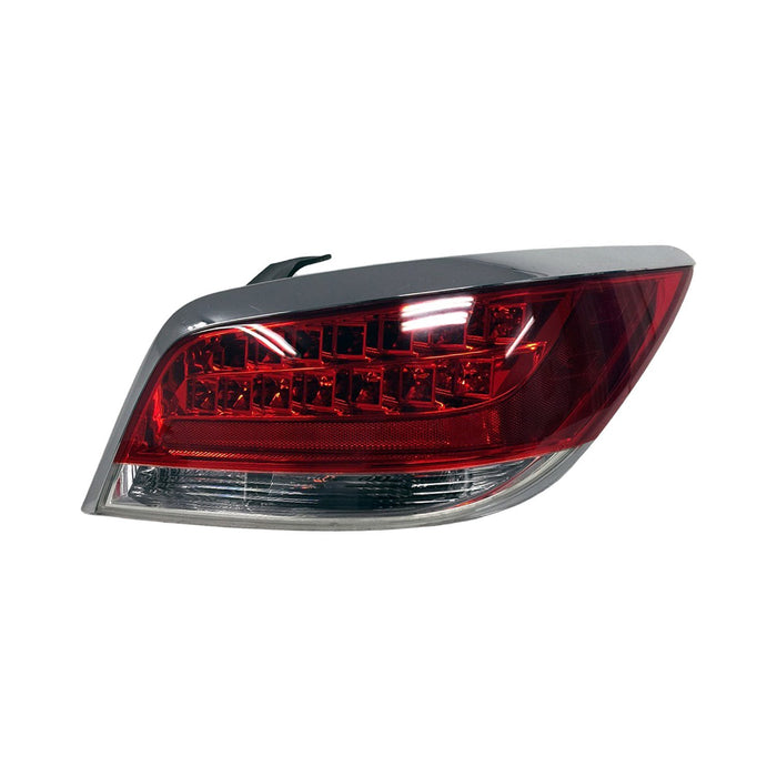 Buick Allure/LaCrosse Passenger Side Tail Light Assembly - GM2801248