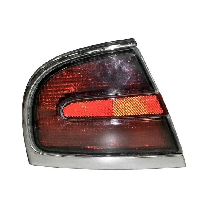 Buick Park Avenue Ultra Driver Side Tail Light Housing Includes Lens - GM2818196