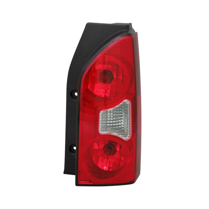 Nissan Xterra Passenger Side Tail Light Assembly - NI2801173