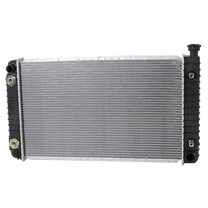 Chevrolet C1500/C2500/K1500/K2500/GMC C1500/C2500/K1500/K2500 Radiator W/Engine Oil Cooler 5L V8 - GM3010260